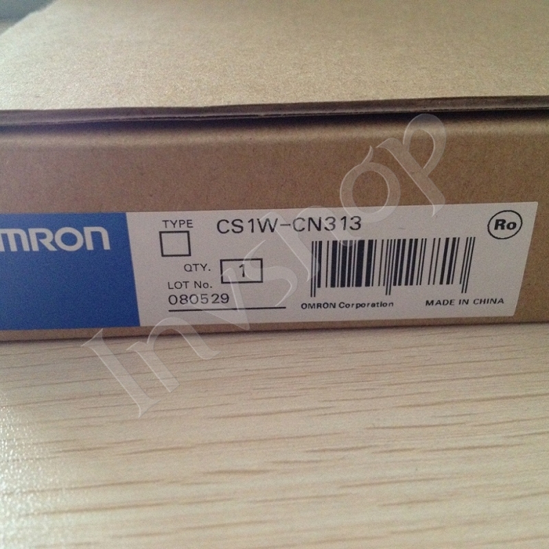 OMRON NEW CS1W-CN313 PLC IN BOX 80WU Connect Cable 60 days warranty