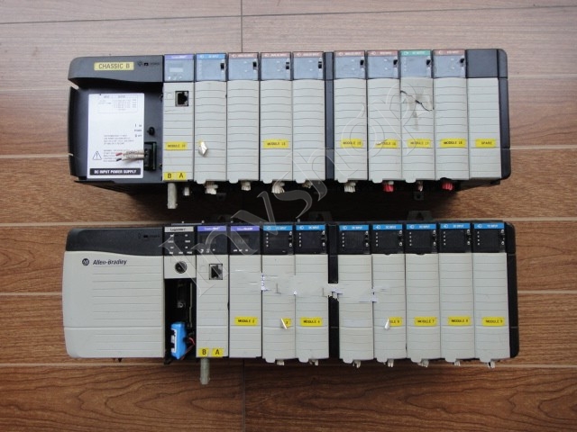 Allen Bradley 1756-A10 02 unit power supply