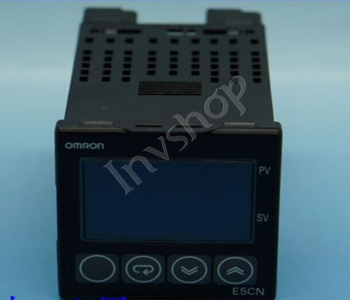 New Omron E5CN-C2MTD-500 AC / DC24 Temperaturregler