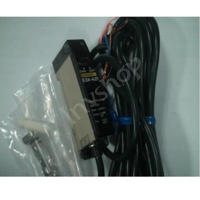 New E3X-A21 Omron Photoelectric Switch