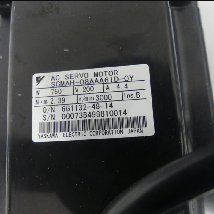 SGMAH-08AAA61D-0Y Yaskawa servo motor