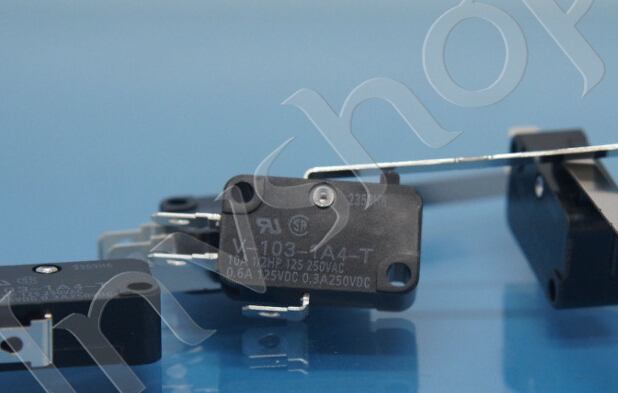 NEW Omron V-103-1A4-T Micro Switch 80WU