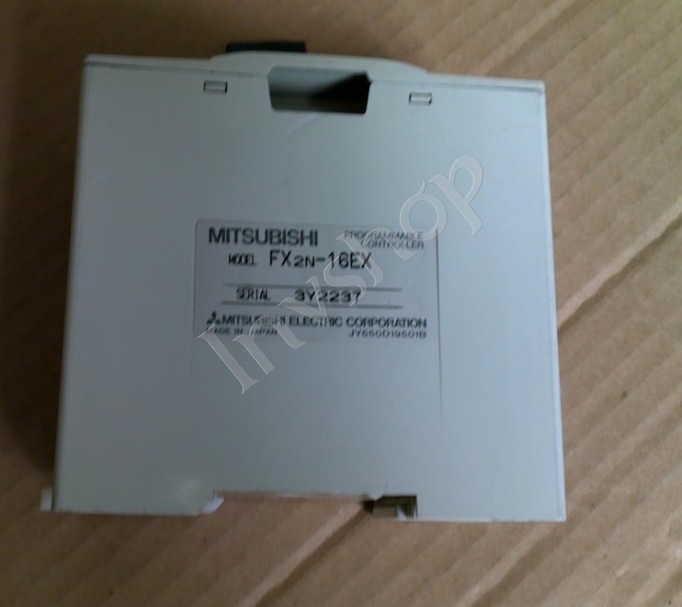 Nine two new MITSUBISHI 16 point digital output module FX2N-16EYT