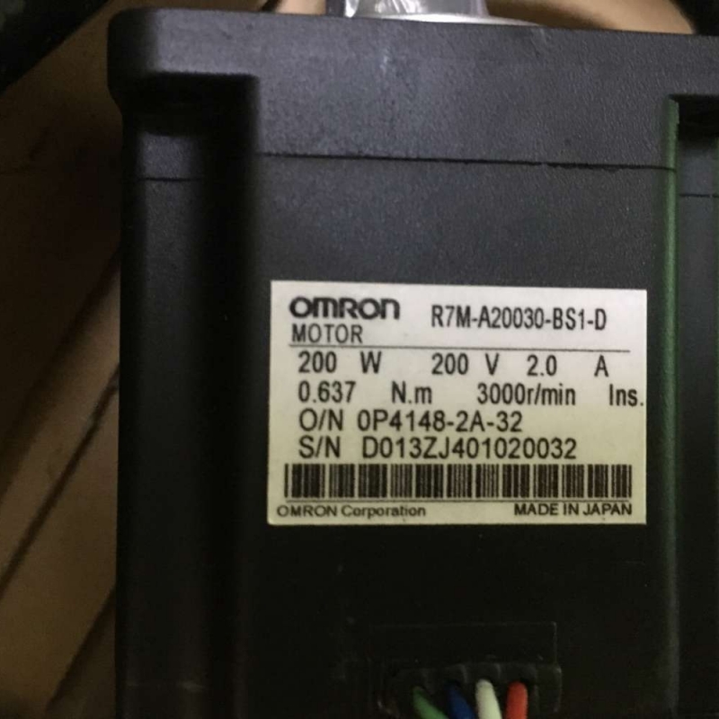 R7M-A20030-BS1-D OMRON motor NEW