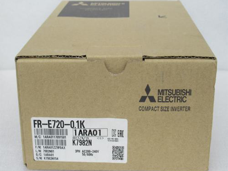 NEW IN BOX Mitsubishi INVERTER FR-E720-0.1K