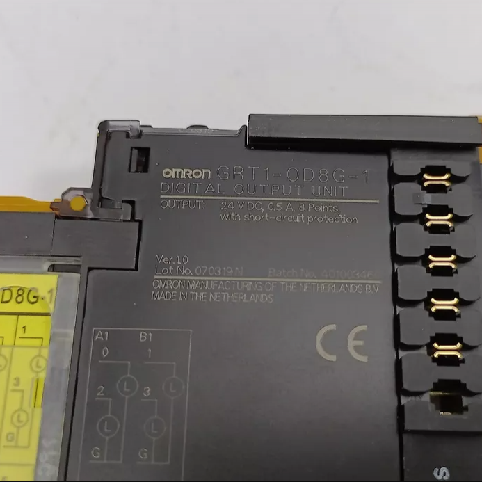 GRT1-OD8G-1 Omron Output Unit