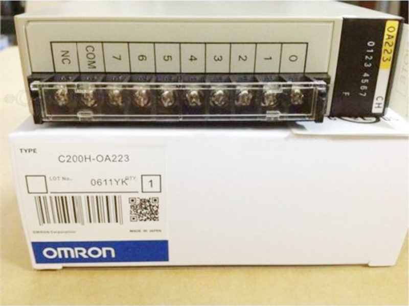 Omron C200H series PLC output module C200H-OA223