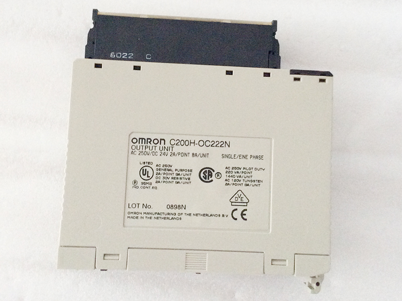 OMRON C200H series PLC output module C200H-OC222N