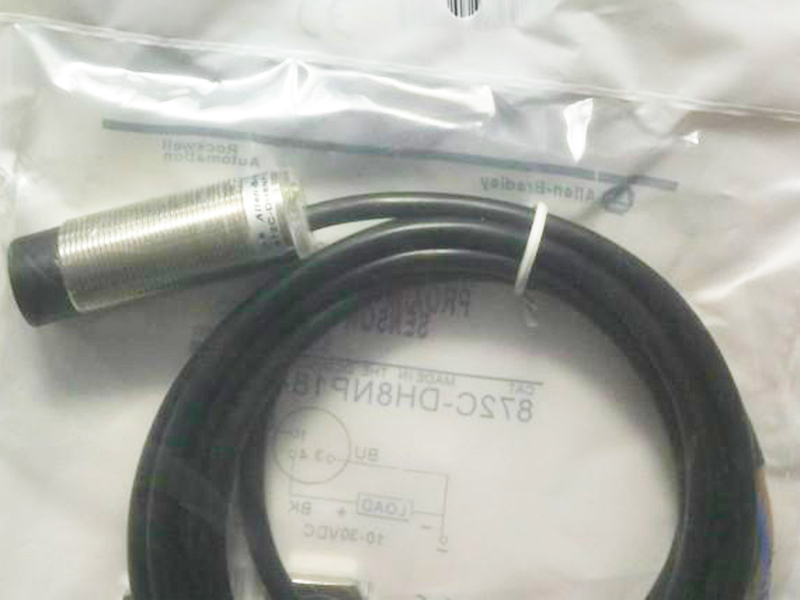 872C-DH4NN12-D4 Allen-Bradley Inductive Proximity Sensor