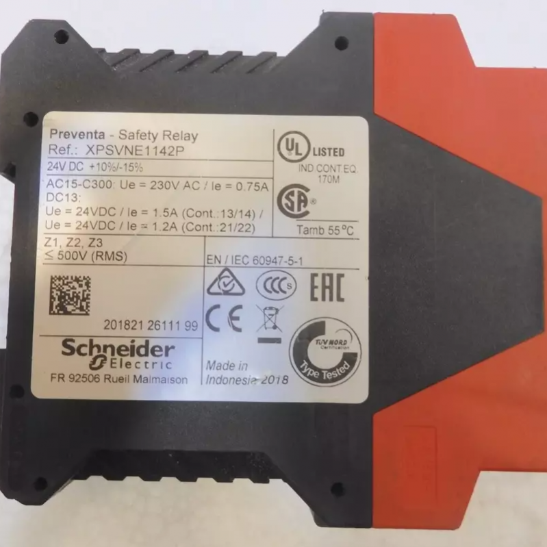 XPSVNE1142P Schneider safety relay