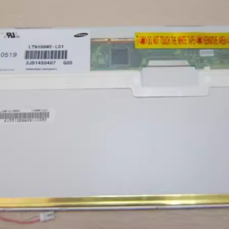 New in original package lcd panel LTN106W2-L01