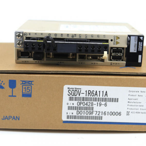 SGDV-1R6A11A Yaskawa servo drive