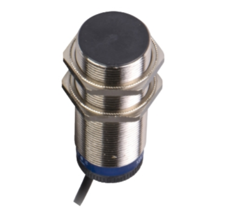 XSAV11373 inductive proximity sensor