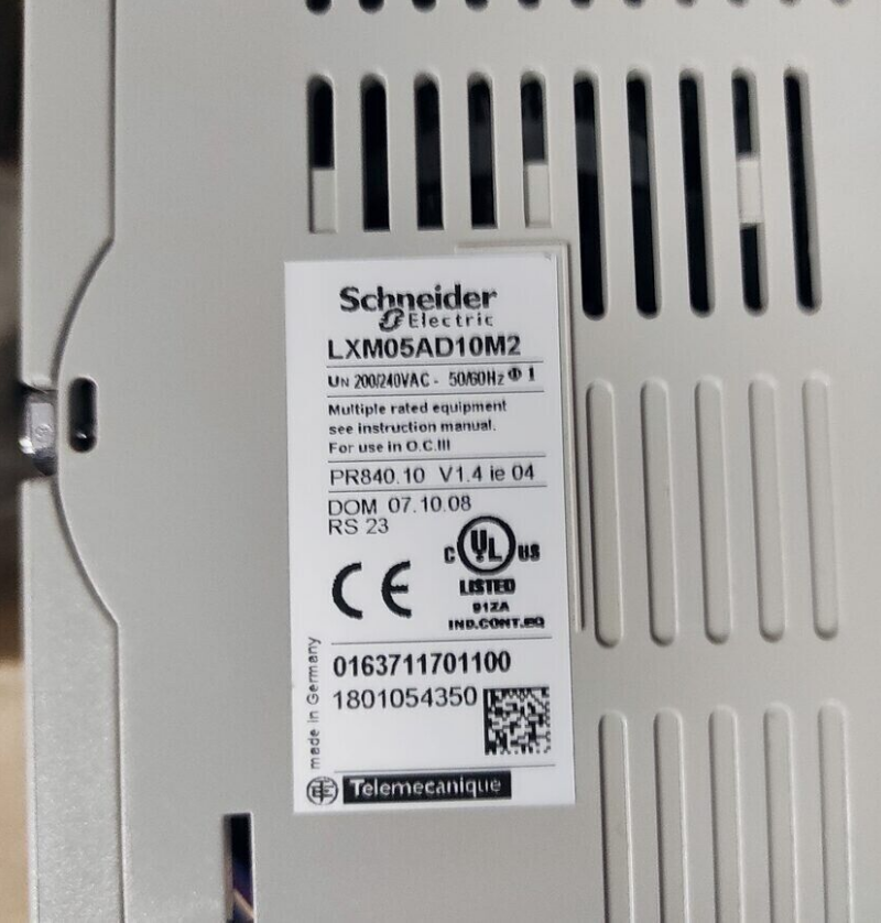 LXM05AD10M2 Schneider servo drive