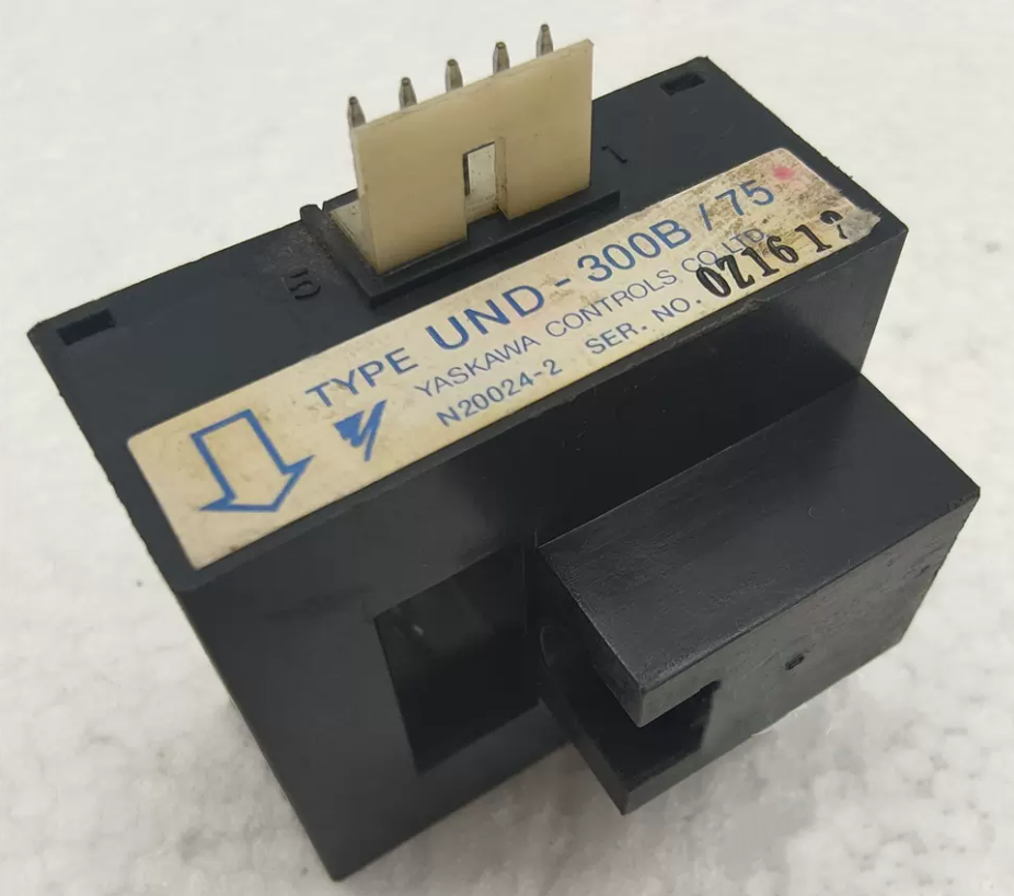 UND-300B/200 Current sensor transformer