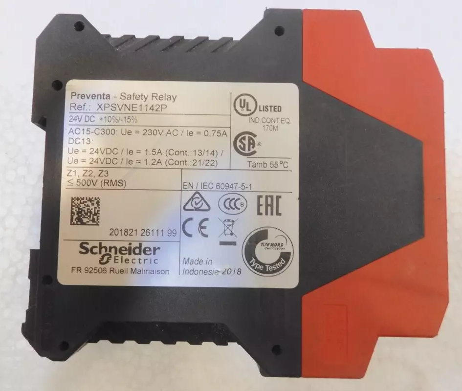 XPSVNE1142P Schneider safety relay