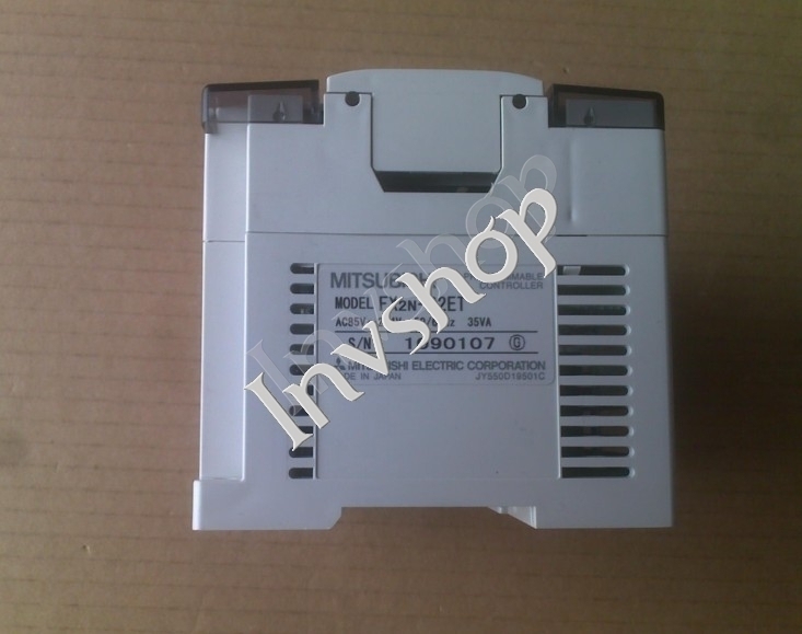 The original 95 Mitsubishi Nippon PLC extension module FX2N-32ET