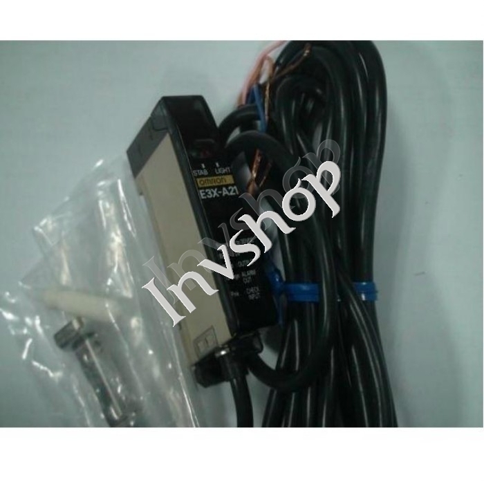 New E3X-A21 Omron Photoelectric Switch