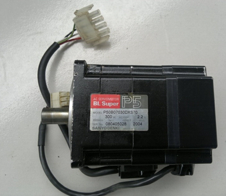 USED P50B07030DXS70 servo motor