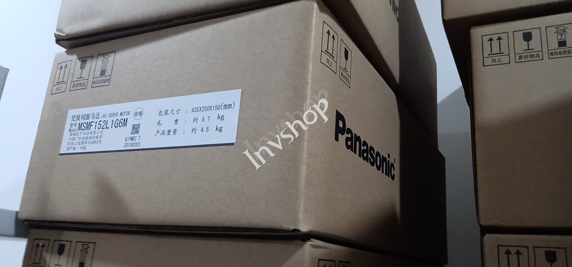 NEU und Original Panasonic AC Servomotor MSMF152L1G6M 200V