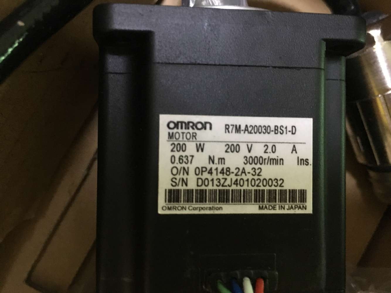 R7M-A20030-BS1-D OMRON motor NEW