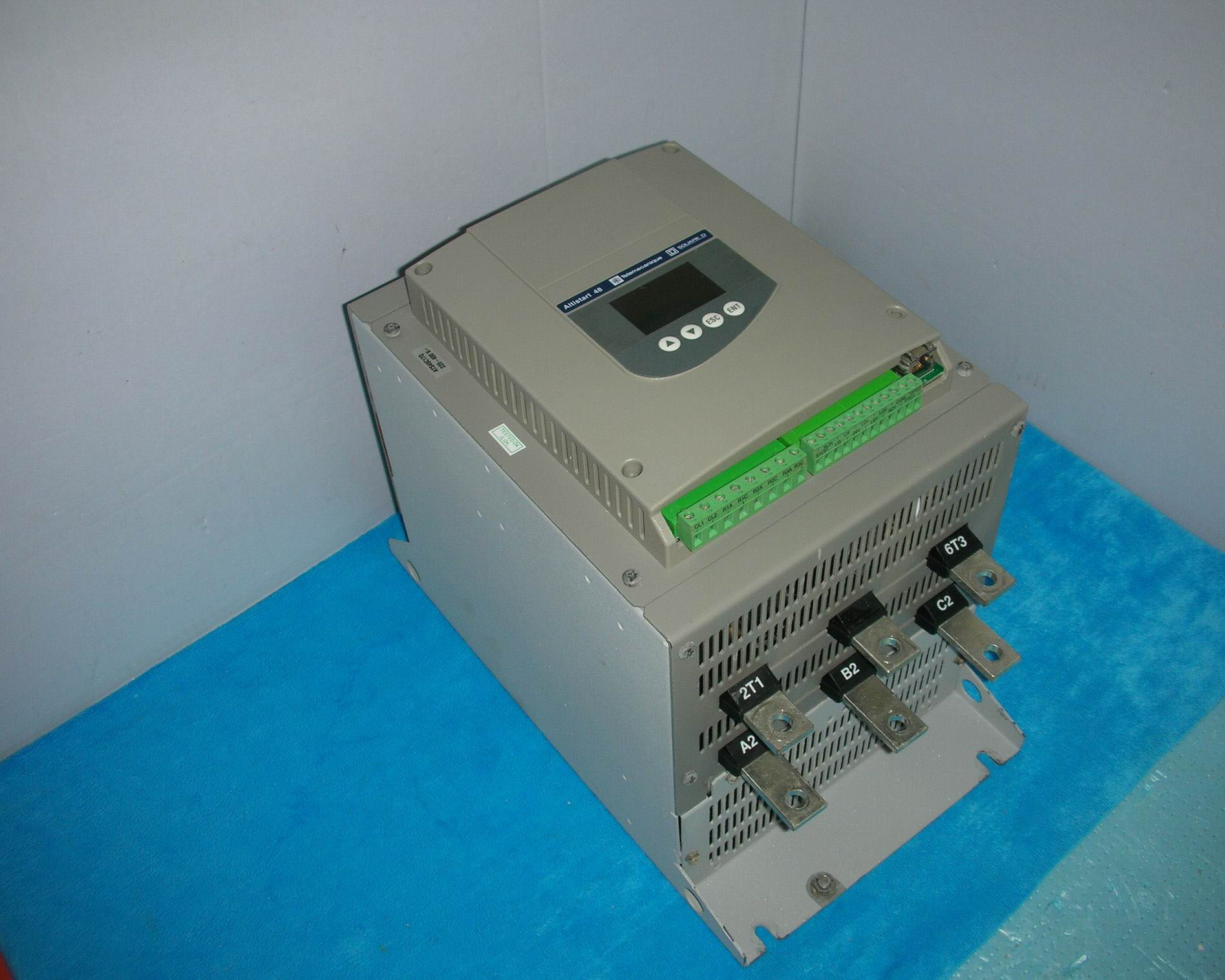 USED Schneider Electric ATS48C17Q 90KW